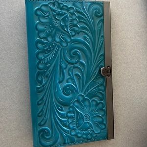 Patricia Nash | Cauchy Wallet